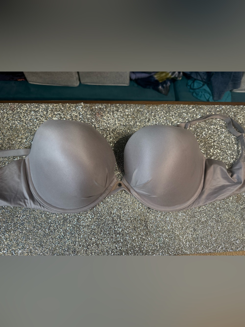 Victoria Secret Fabulous Plunge Smooth Molded Underwire Bra in Taupe NEW